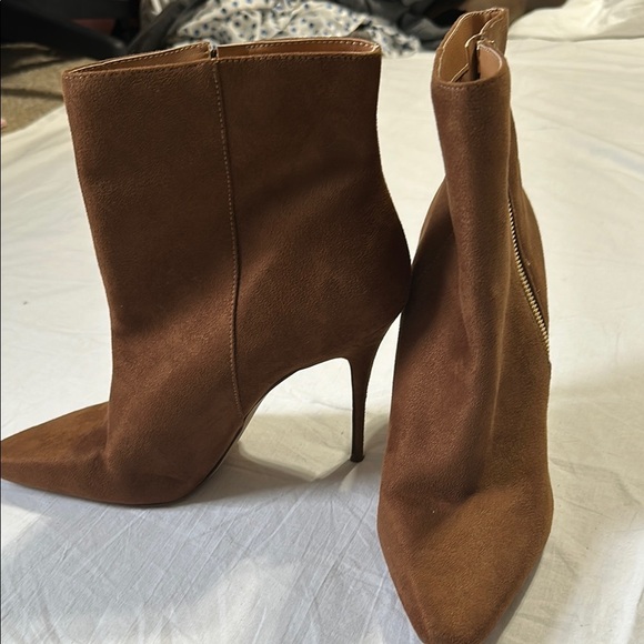 Jessica Simpson Chelsea Faux Suede 4 in Heel Brown Boots Size 11 - Picture 1 of 7